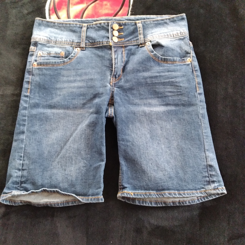 Highway Triple Buttons Low Rise Cropped Carpi Folded Hem Shorts Jeans #342